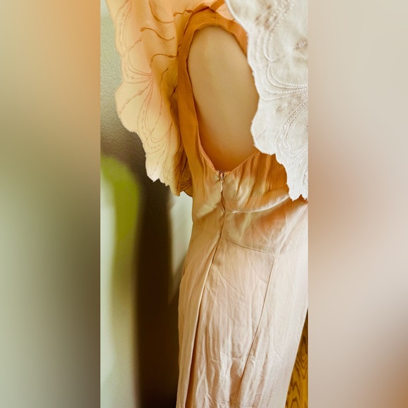 Shellsea Honey Bella Cold Shoulder Maxi Dress Large NWT - Picture 3 of 8